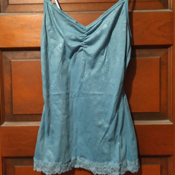 Maurices Tops - Maurices cami xs